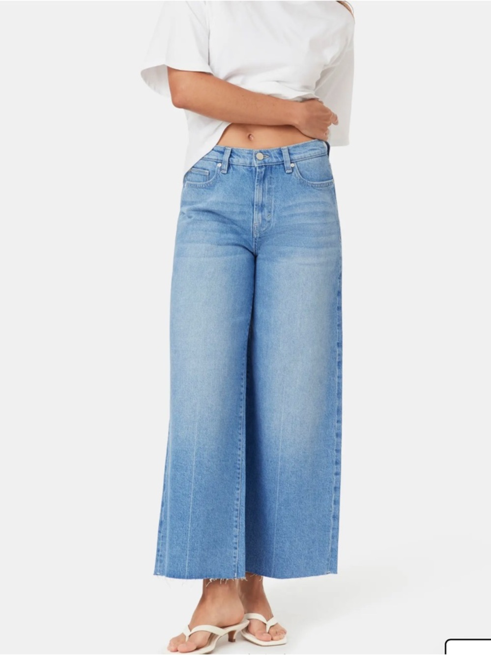 Habitual Straight-Leg Women's Jeans in Medium Blue Wash